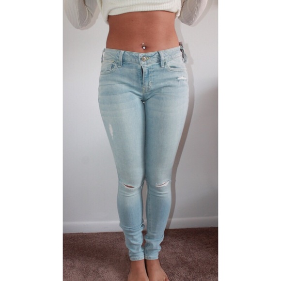 🛑SOLD🛑- Hollister Super Skinny Jeans - Picture 3 of 7